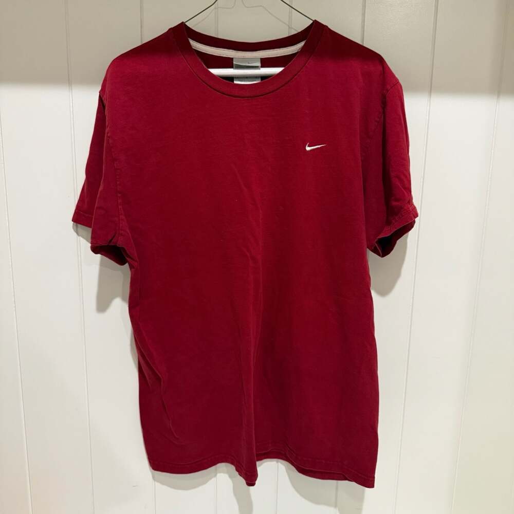 Vintage Y2K Nike Silver Tag Embroidered Swoosh Burgundy T-Shirt